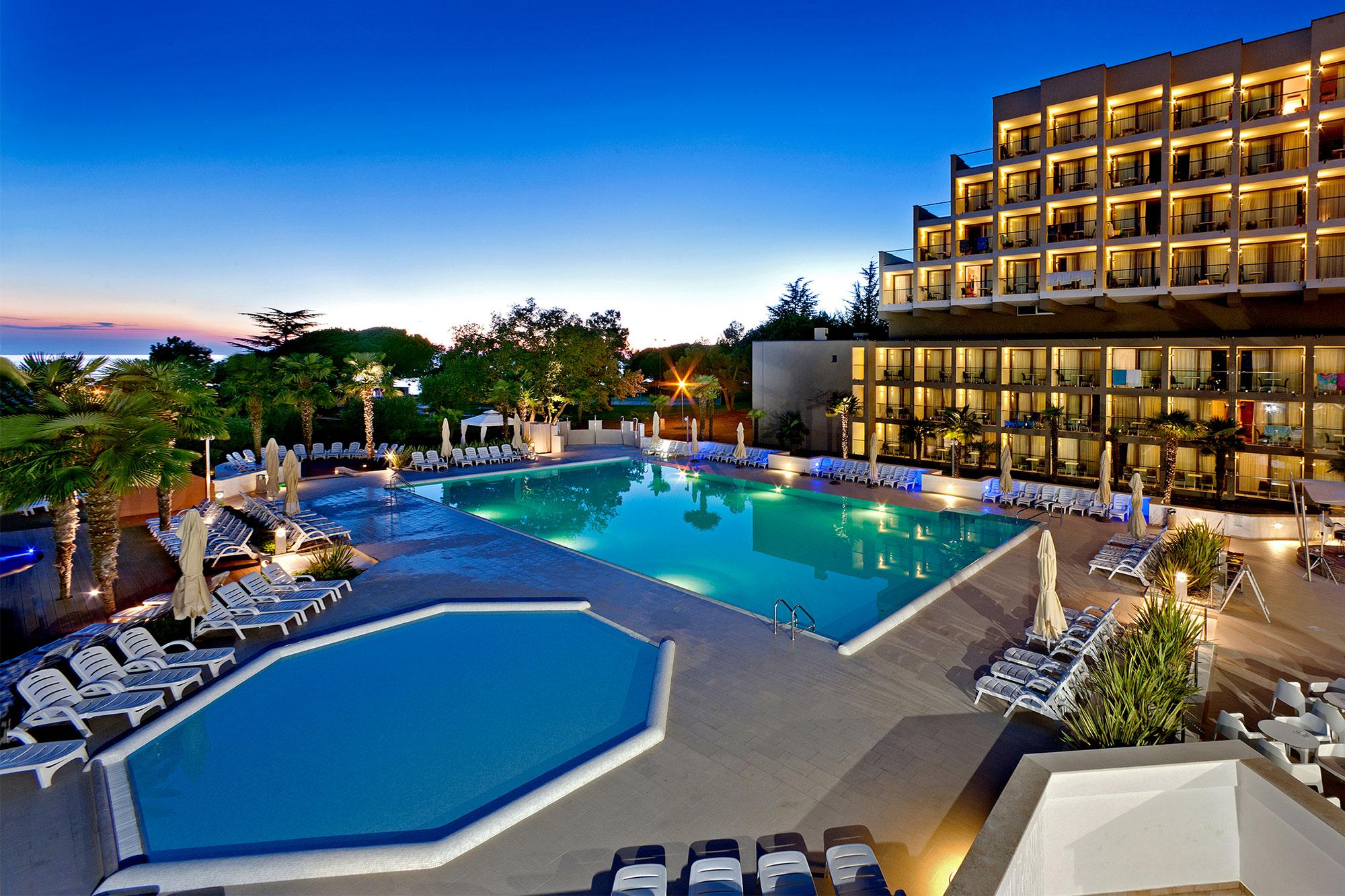 Hotels Laguna Materada 